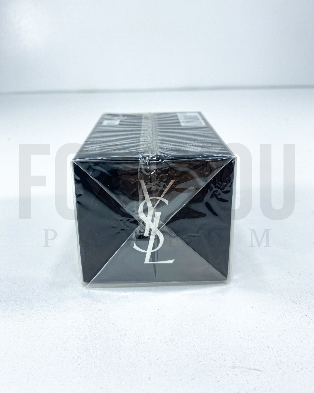 LA NUIT DE L’HOMME Eau de Toilette  – Yves Saint Laurent