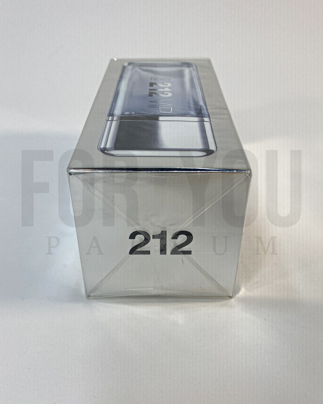 212 VIP Men Are You On The List NYC – CAROLINA HERRERA Eau De Toilette